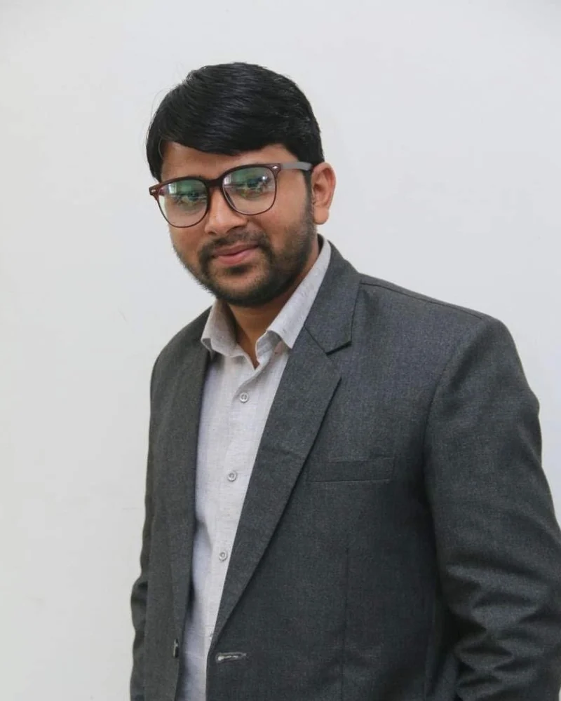 Portrait of Imran Mansuri